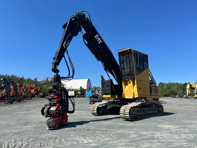 2016 Cat 324DFM Track Harvester