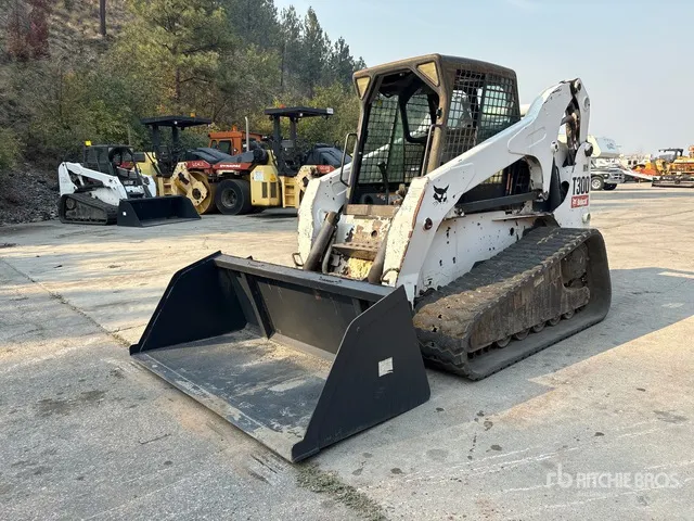 2007 Bobcat T300 Compact Track Loader