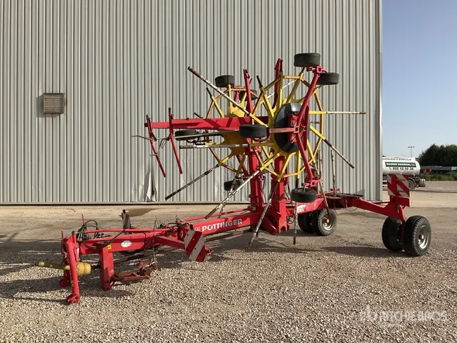 2013 Pottinger Eurotop 881A Rotary Hay Rake