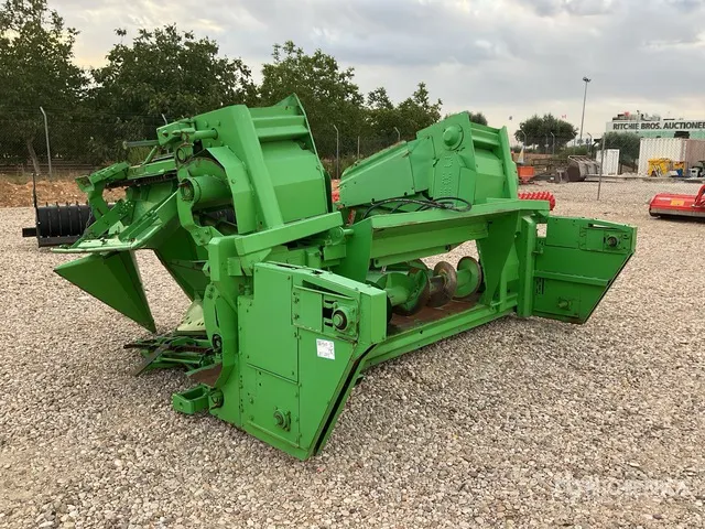 Corn Corn Combine Header