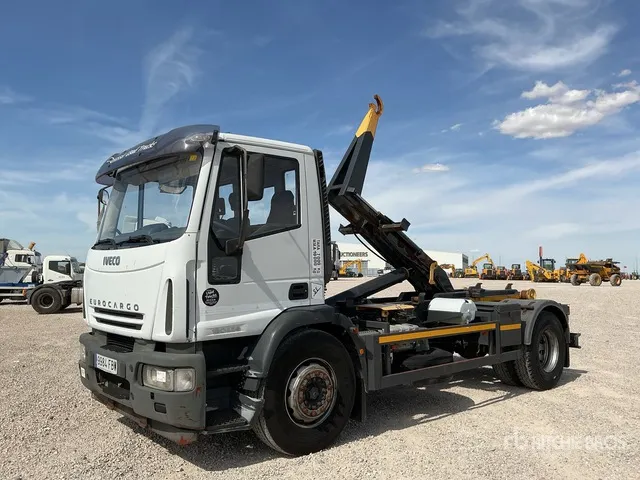 2006 Iveco ML180E28 4x2 Hooklift Truck