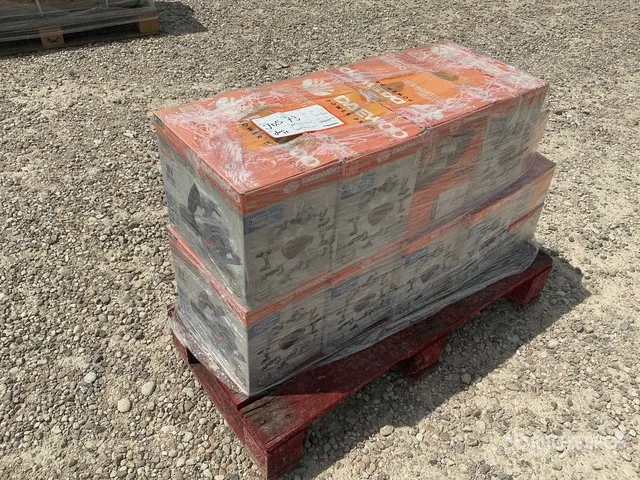 Quantity of (8) Daewoo DALCS18-1 Circular Saw (Unused)