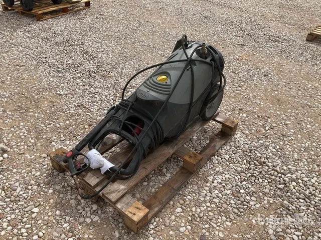 2017 Karcher HD 10/21 4S Industrial Washer