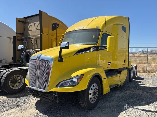 2022 Kenworth T680 6x4 T/A Sleeper Truck Tractor (Inoperable)