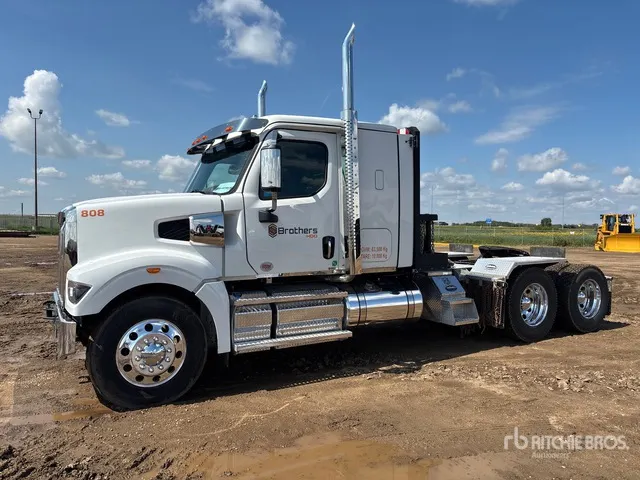 2026 Western Star 49X 6x4 T/A Sleeper Truck Tractor