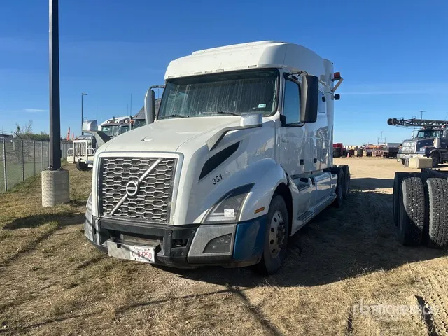 2020 Volvo VNL 6x4 T/A Sleeper Truck Tractor
