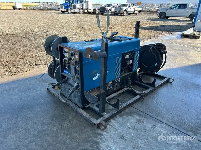 Miller Trailblazer 301G 300 A Skid-Mounted Multi-Process Engine Driven Welder