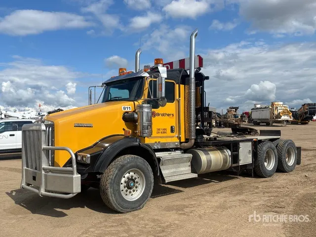 2013 Kenworth T800 6x4 Winch Truck