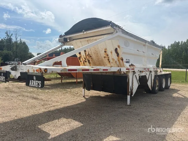 2011 Arnes 36 ft Tri/A Belly Dump Trailer