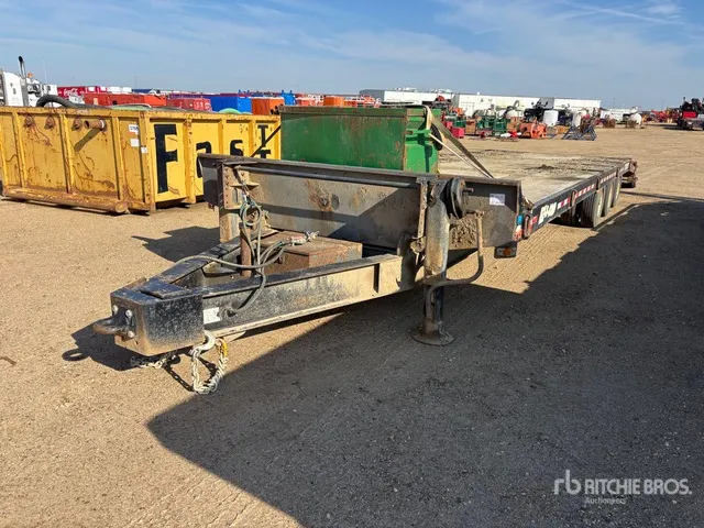 2013 BWS 25ART 34 ft Tri/A Tilt Deck Trailer
