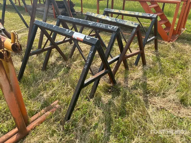 Quantity of (4) Metal Stands