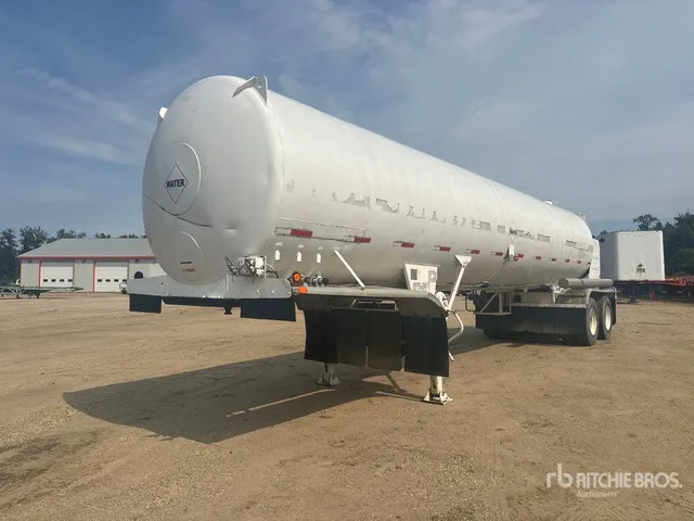1974 Hutchen T/A Water Tank Trailer