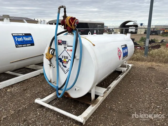 2017 Westeel 4460 L Skid Mounted Steel Diesel Tank