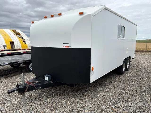 2011 Triple E MOT240 21 ft x 8 ft Portable T/A Mobile Office