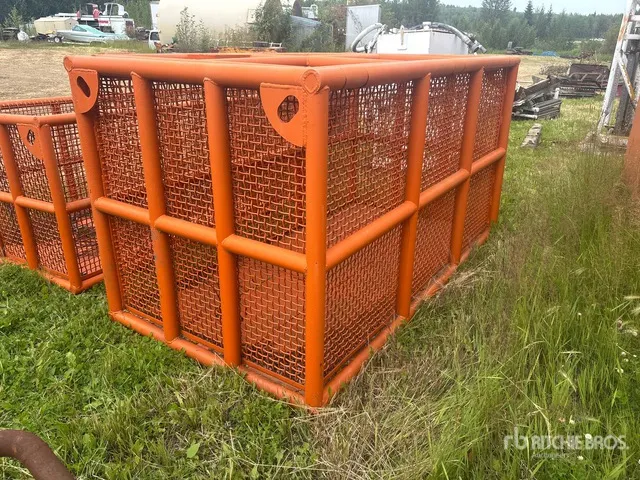 100 in Steel Materials Cage