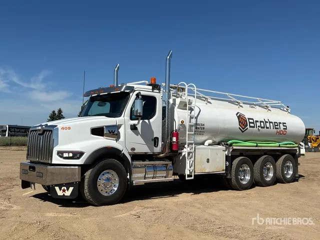 2025 Western Star 49X 22009 L 8x6 Water Truck