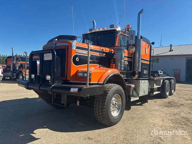 1999 Kenworth C500B 6x4 Sleeper Winch Truck