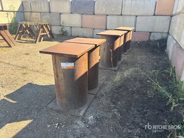 Quantity of (6) Heavy Duty Stands