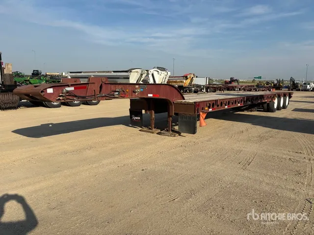 2012 Dyna-Haul 30000 kg Tri/A Lowboy Trailer