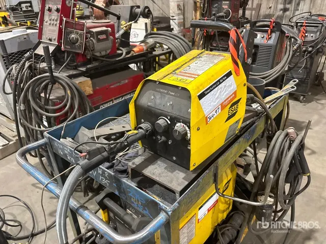 ESAB Warrier Feed 304 Wire Feeder