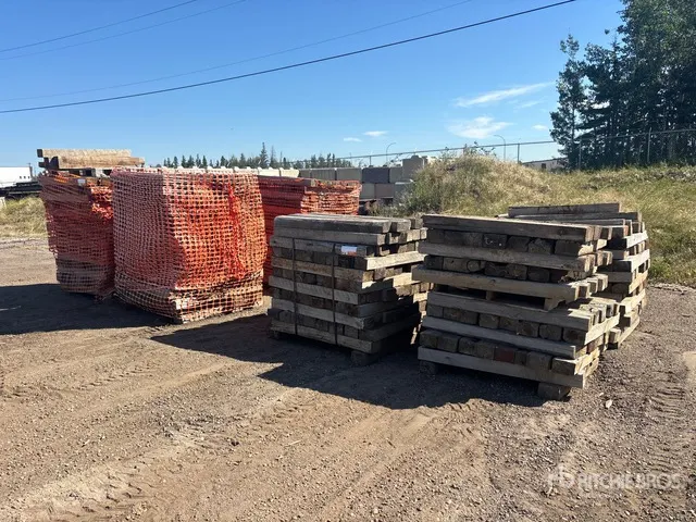 Quantity of (8) Bundles Pipeline Skids