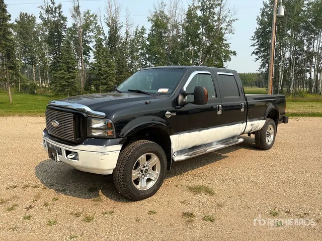 2007 Ford F-350 Harley Davidson 4x4 Crew Cab Pickup