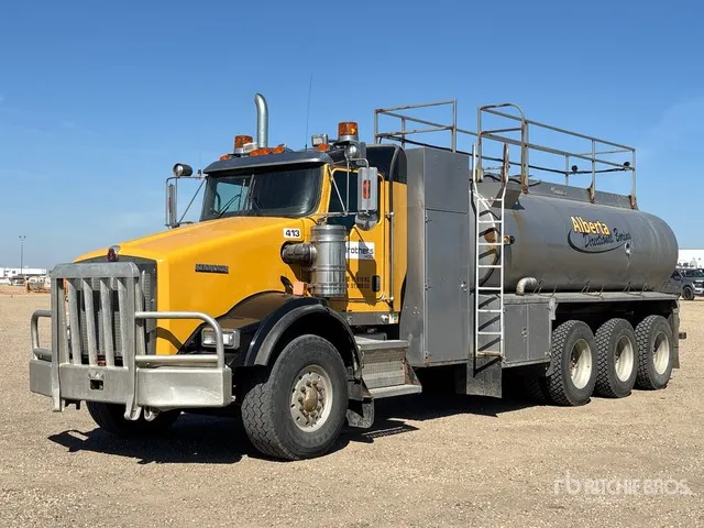 2013 Kenworth T800 17575 L 8x6 Tanker Truck (Inoperable)