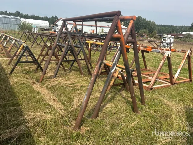 Quantity of (2) 8 ft Pipe Stand