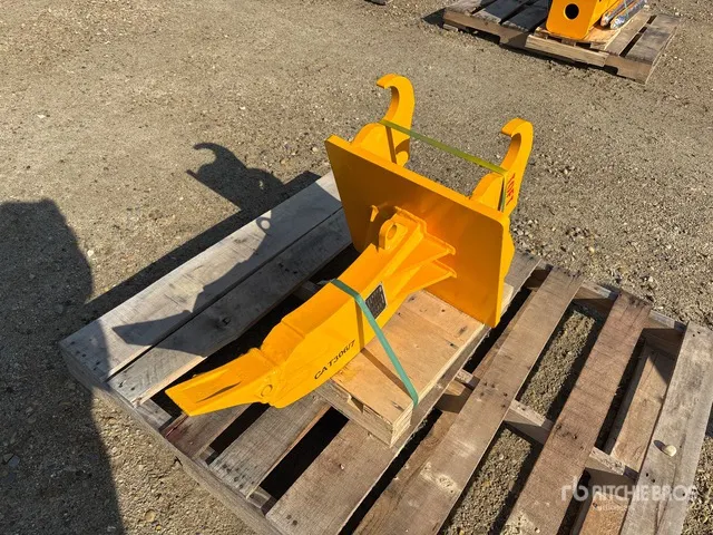 2026 TOFT TOFT04ER 22 in Excavator Ripper - Fits 4-8 ton (Unused)
