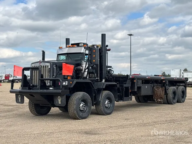 2007 Kenworth C500 8x4 Twin-Steer Bed Truck