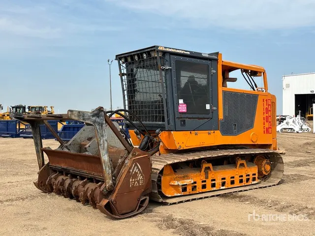 2013 CMI C250 Tracked Mulcher Tractor