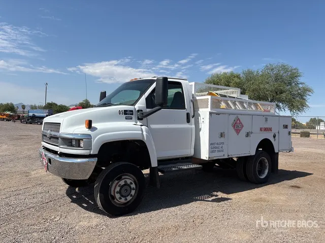 2005 Chevrolet C4500 4x4 Fuel Truck