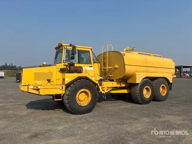 1998 Volvo A25C 6x6 Articulated Water Truck