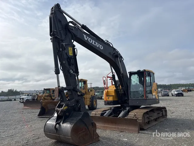 2021 Volvo ECR235EL Tracked Excavator