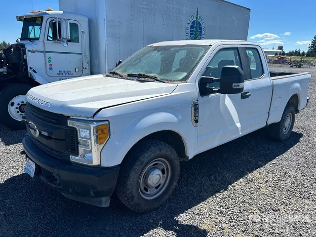 2017 Ford F-250 XL 4x2 Extended Cab Pickup (Inoperable)