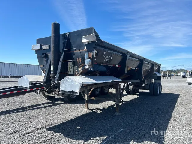 1999 Travis LS500 37 ft T/A End Dump Trailer