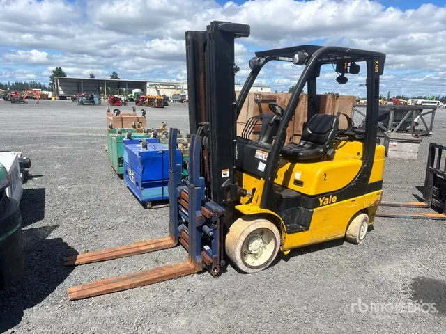 2011 Yale GLC60VX 4900 lb Cushion Tire Forklift (Inoperable)