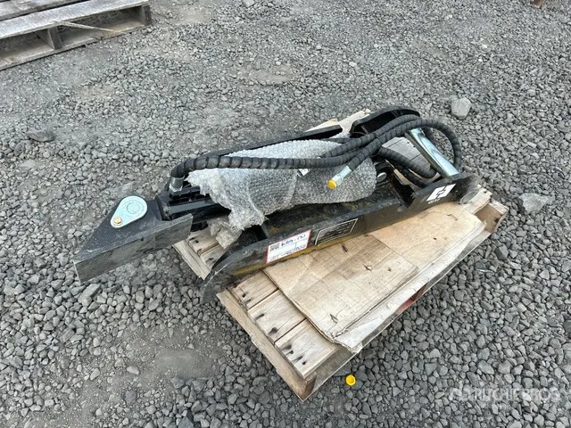 2026 GIYI GY-XJ3T 30 in Hydraulic Excavator Thumb - Fits Cat 3 ton (Unused)