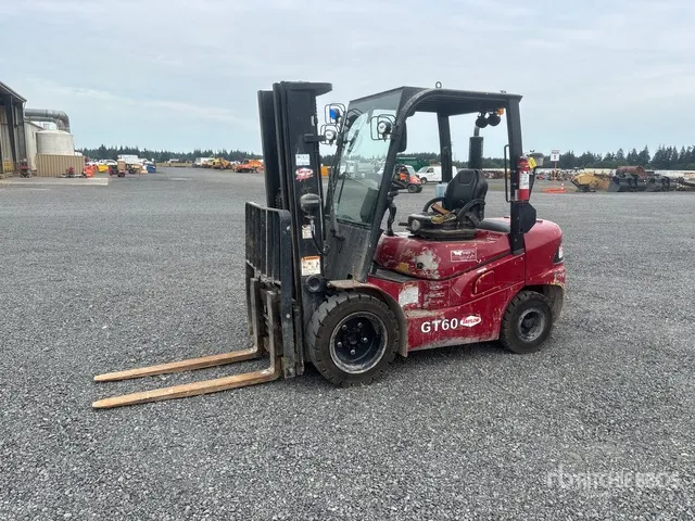 2022 Taylor GT60D 4500 lb Pneumatic Tire Forklift
