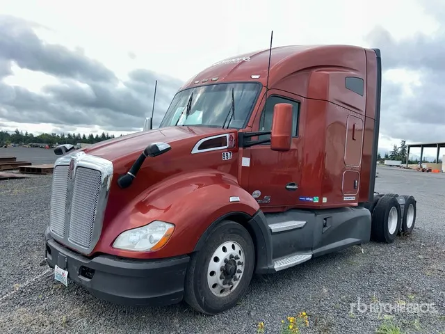 2020 Kenworth T680 6x4 T/A Sleeper Truck Tractor (Inoperable)