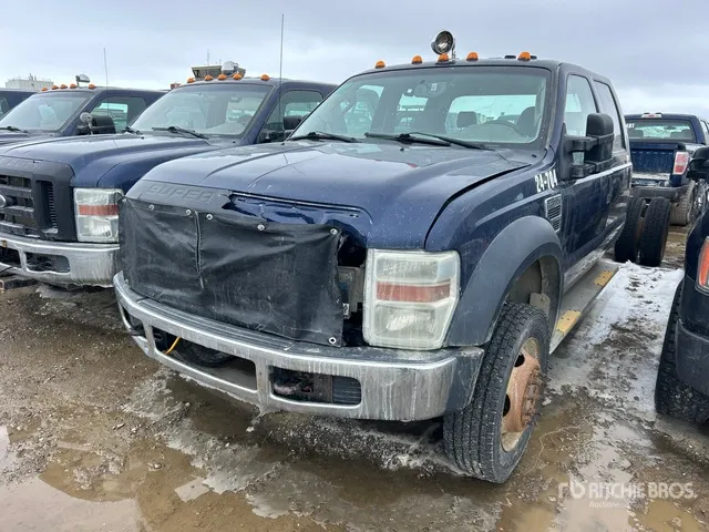 2010 Ford F-550 XL 4x4 Crew Cab Cab and Chassis (Inoperable)