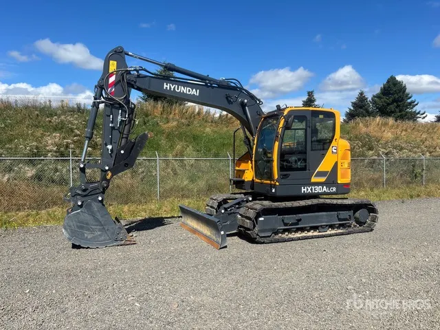 2025 Hyundai HX130A LCRD Tracked Excavator