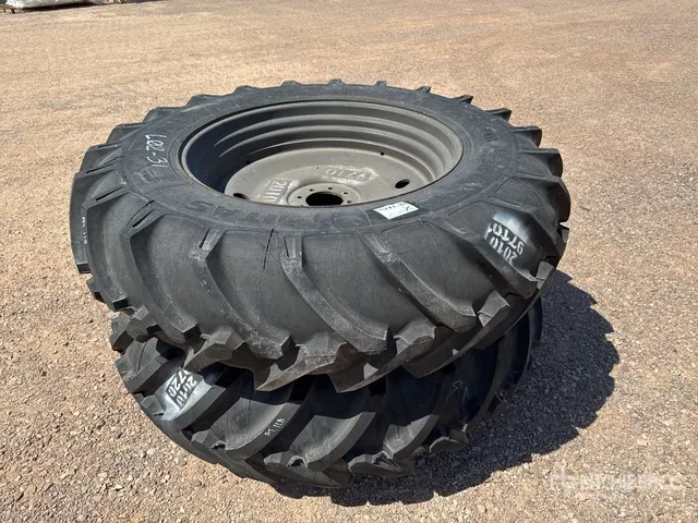 Mitas 18,4 -38 F Qte De 2 Roues Qty Of 2 Wheels