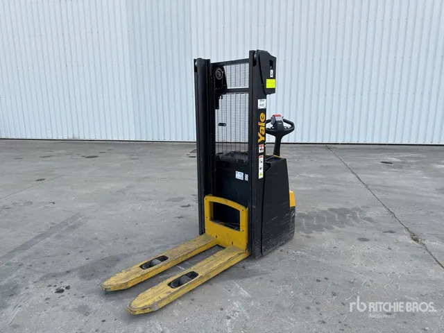 2017 Yale MS12 1200 kg Electric Forklift