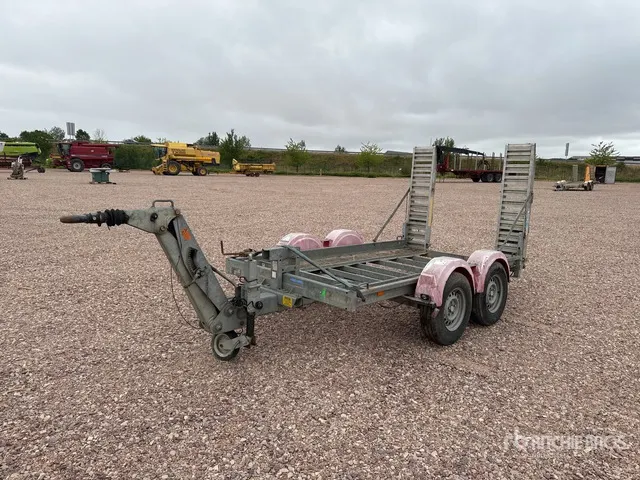 2014 Hubiere H212T14CF T/A Remorque Equipment Trailer