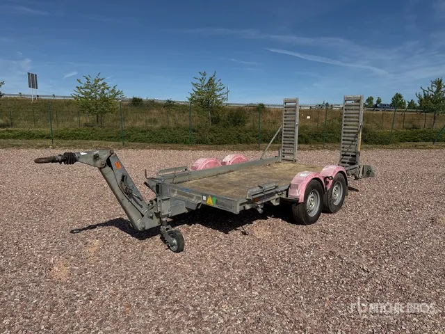 2015 Hubiere H212L14CF T/A Remorque Equipment Trailer