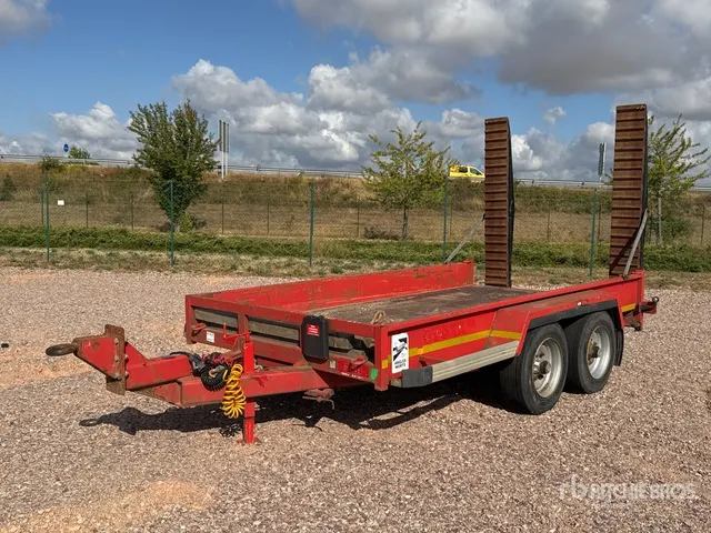 2017 GOURDON PE6000 4240 kg Remorque 2 Essieux T/A Equipment Trailer