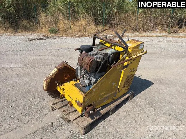 1992 Norton CK18H Scie A Sol Walk-Behind Saw (Inoperable)