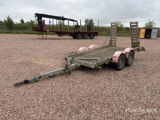 2015 Hubiere H212L14CF T/A Remorque Equipment Trailer