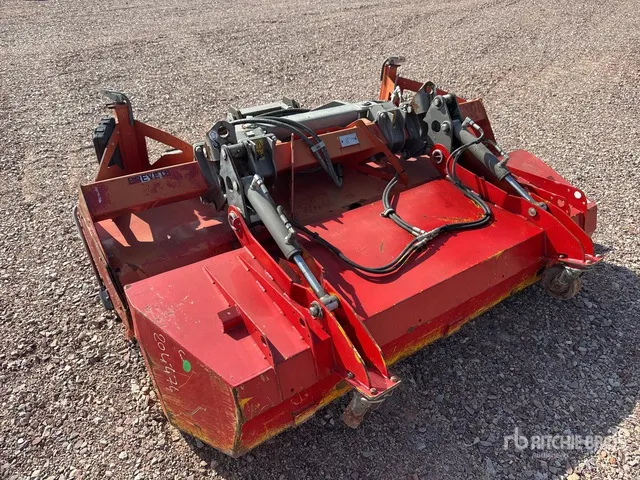 2015 Rabaud Brevete Balayeuse 2100 mm Skid Steer Sweeper